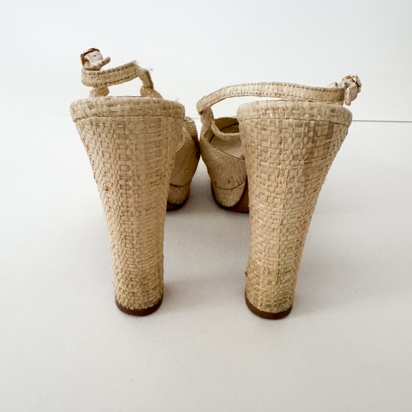 Chanel Gold Cap Toe CC Raffia Slingback Pumps EU 38 - Picture 4 of 6